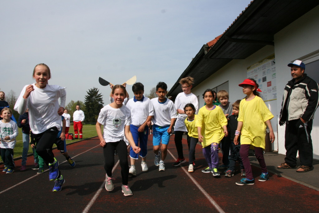 Start "Bambini" beim Stadtlauf 2016 in Arnstein
